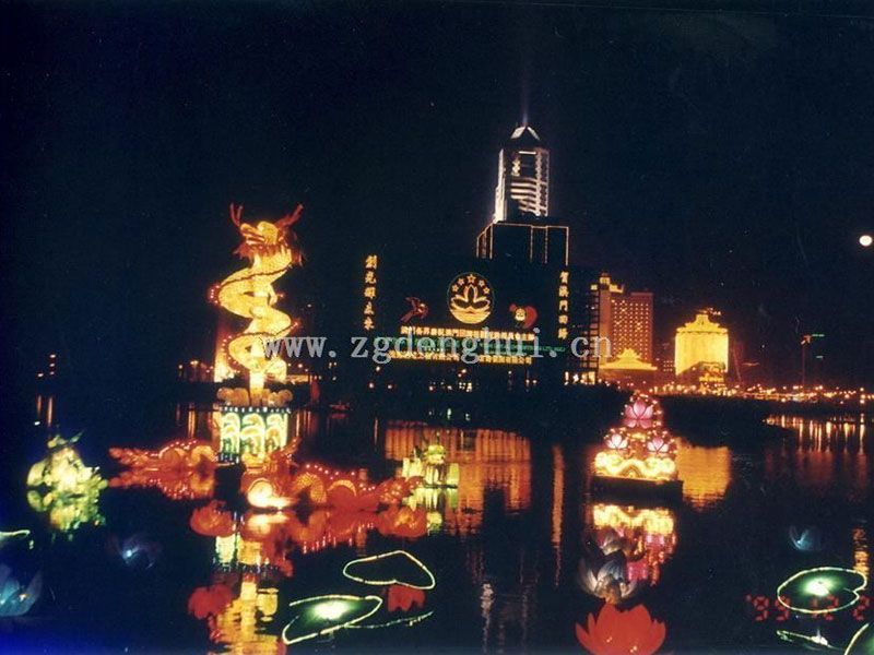 1999����T�ؚw��չ�F��